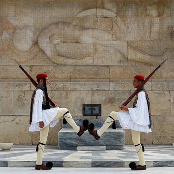 Why the Changing of the Guard in Athens Is One of the City’s Top Attractions